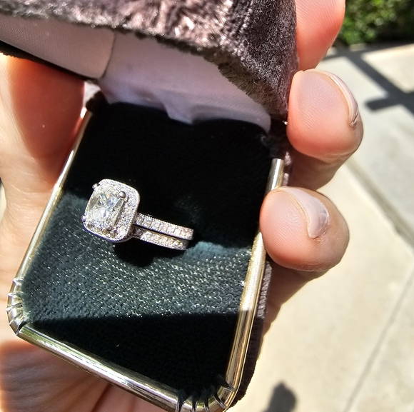 Cushion Cut Natural Diamond Wedding Ring Set - Picture 6 of 8